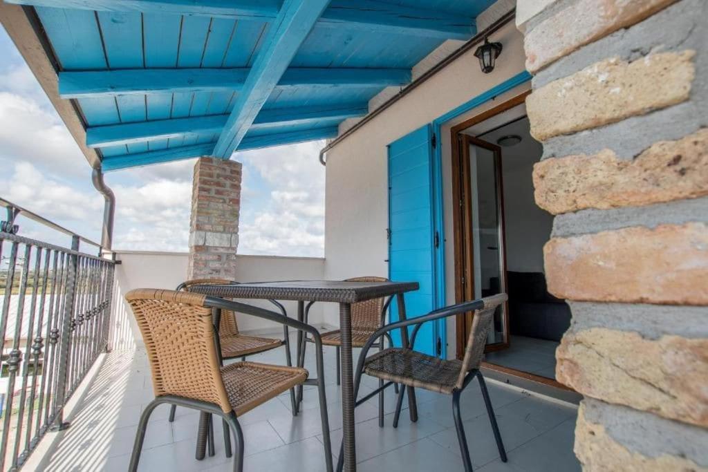Apartman Rocky Petrovija エクステリア 写真