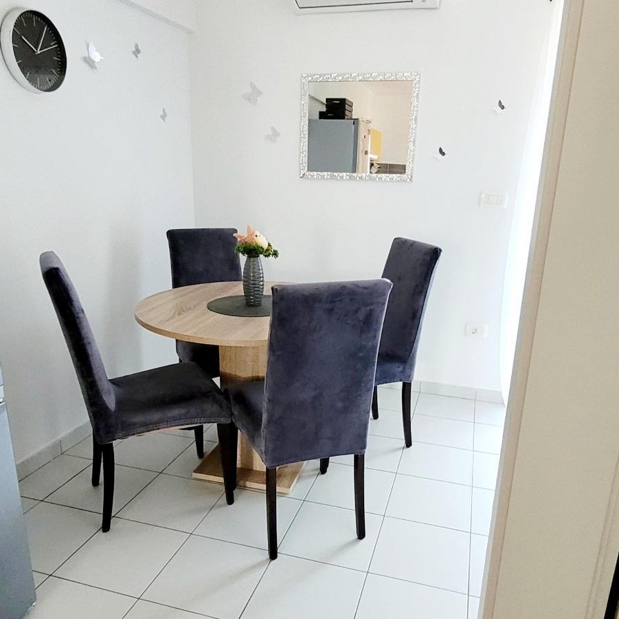 Apartman Rocky Petrovija エクステリア 写真